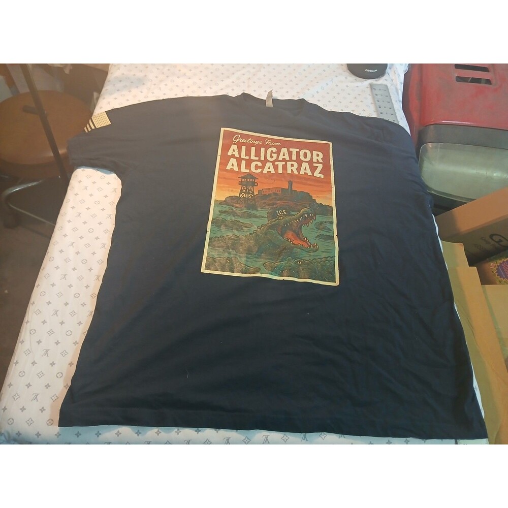 Alligator Alcatraz Large Navy Blue T Shirt 3X Next Level Apparel